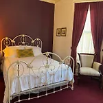 Nob Hill Inn